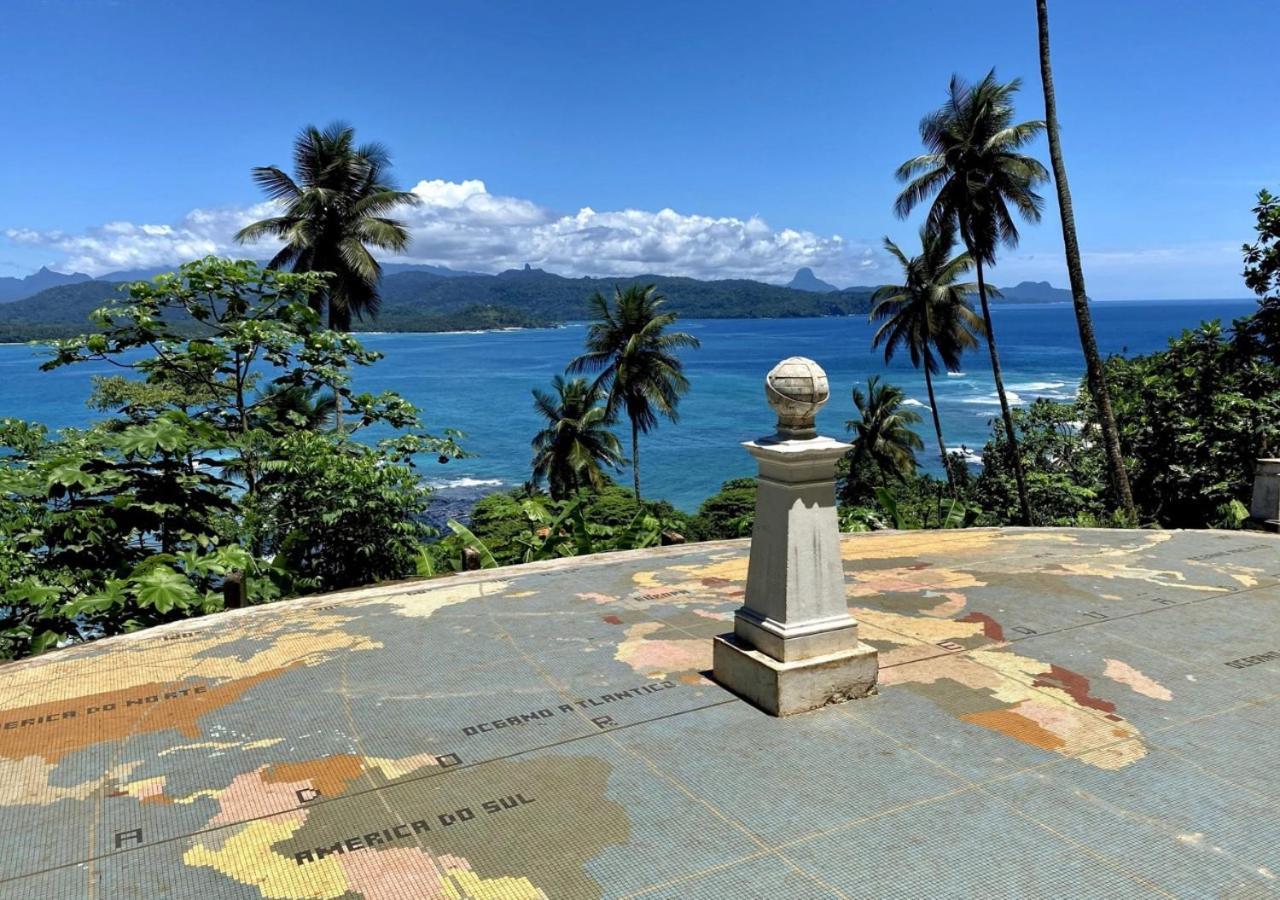 Casa No Centro Do Mundo Ilheu Equator Villa Rolas-sziget Kültér fotó